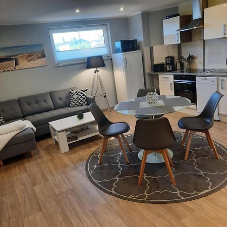 Theunis Ferienwohnung Karlshagen Esterno foto