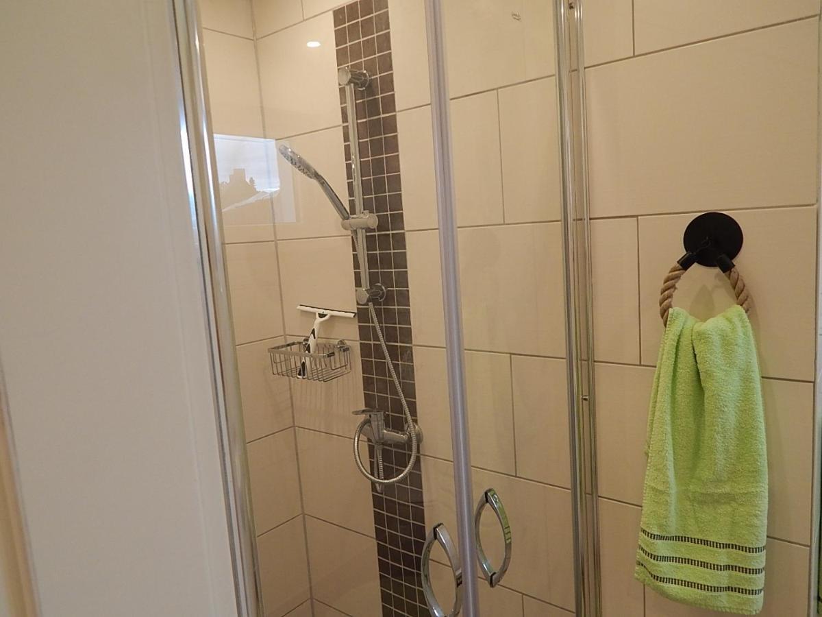 Theunis Ferienwohnung Karlshagen Esterno foto