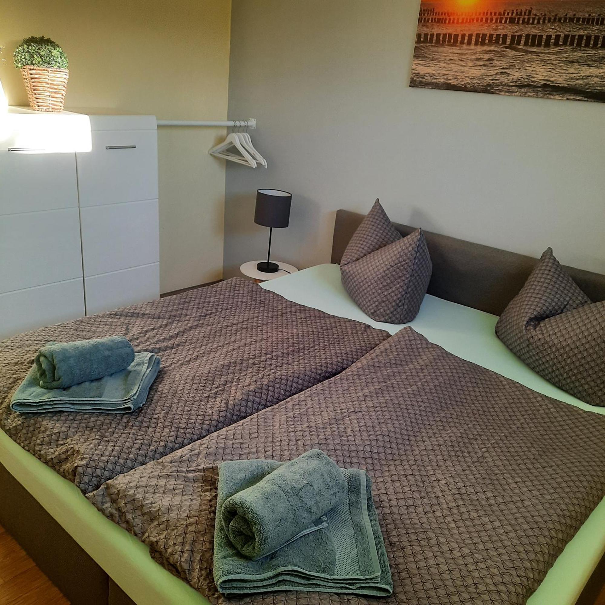 Theunis Ferienwohnung Karlshagen Esterno foto